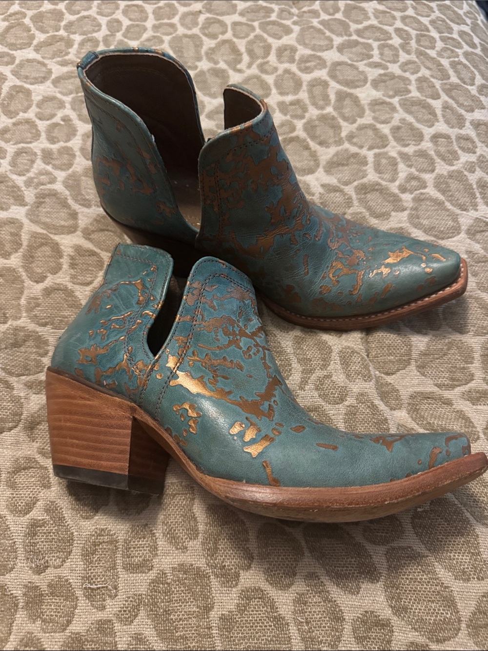 Teal and Bronze Western Ariat Ankle Boots - Women 8 1/2 - Picture 2 of 4